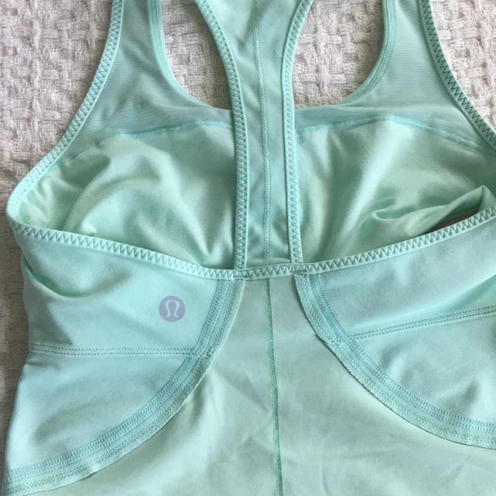 Lululemon scoop neck tank top - light blue - Picture 6 of 8